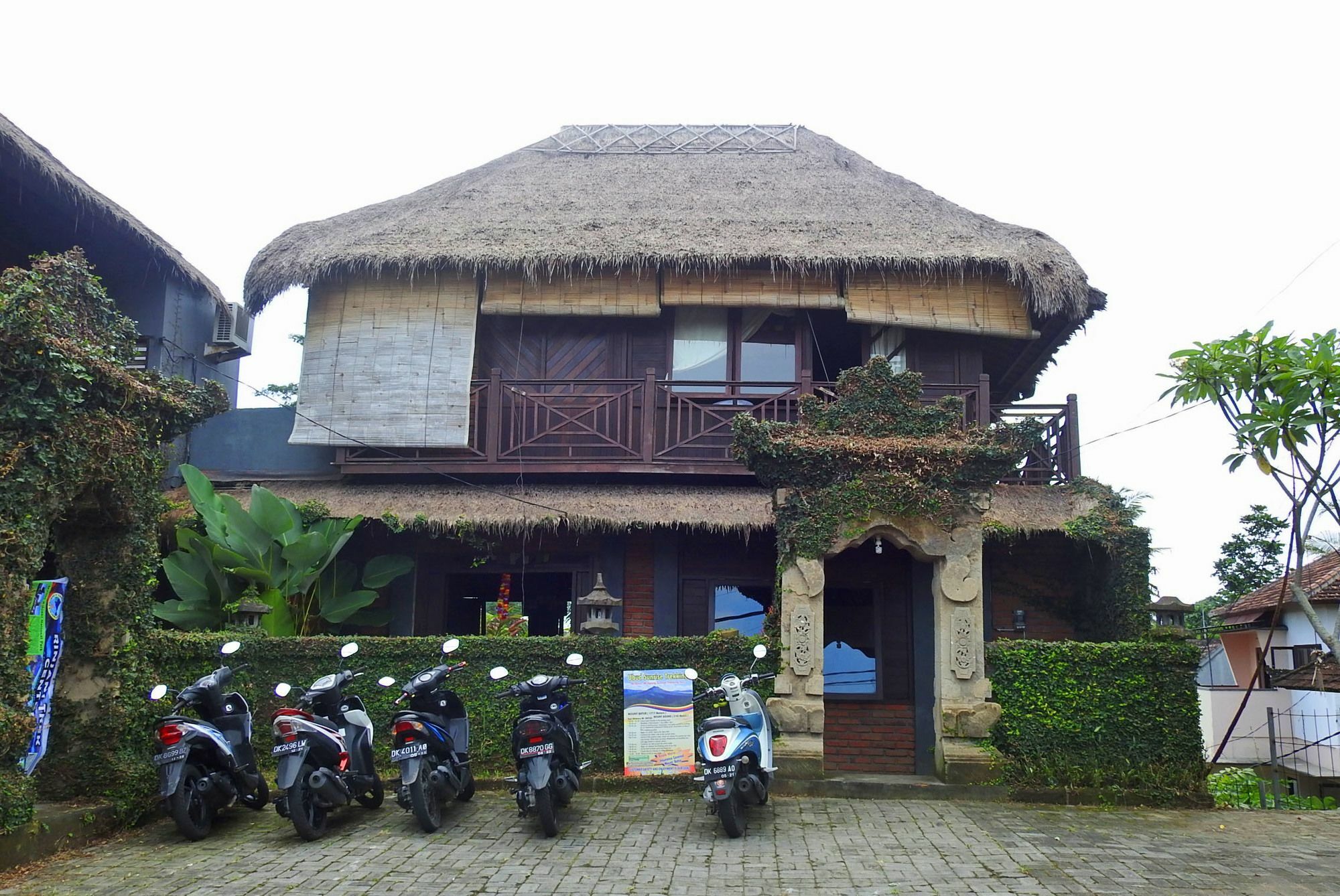 Mandala Hostel Ubud エクステリア 写真